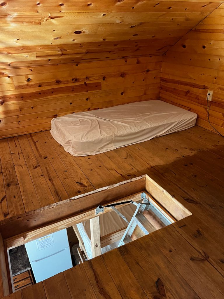 Cabin 1 interior 4